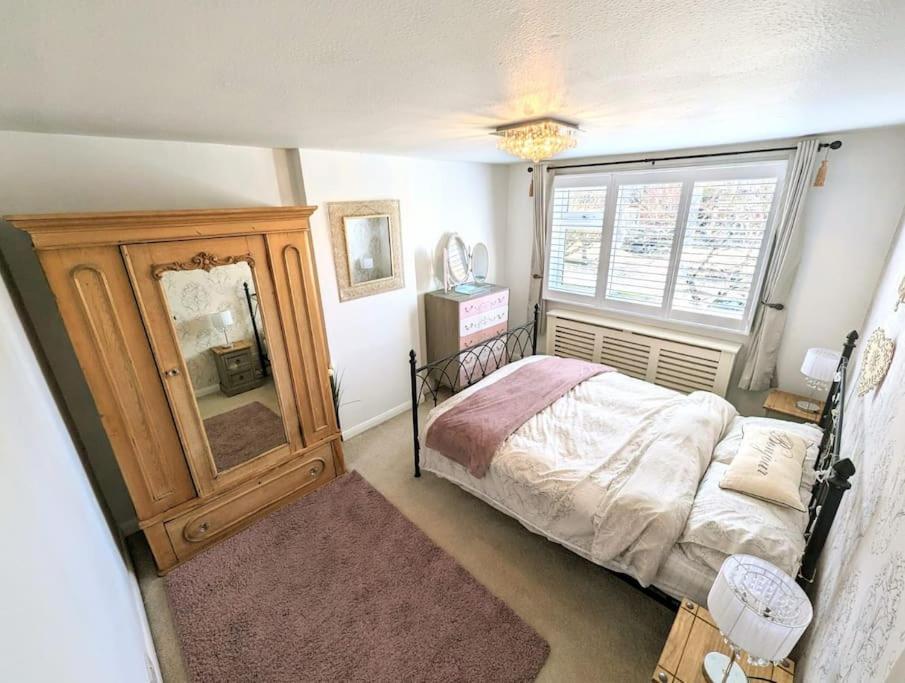 Spacious Lovely 3 Bed House In Keyworth Nottingham Suit Contractors Or Family 외부 사진