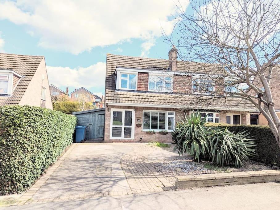 Spacious Lovely 3 Bed House In Keyworth Nottingham Suit Contractors Or Family 외부 사진